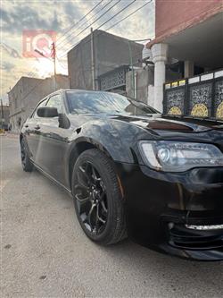 کرایسلەر 300